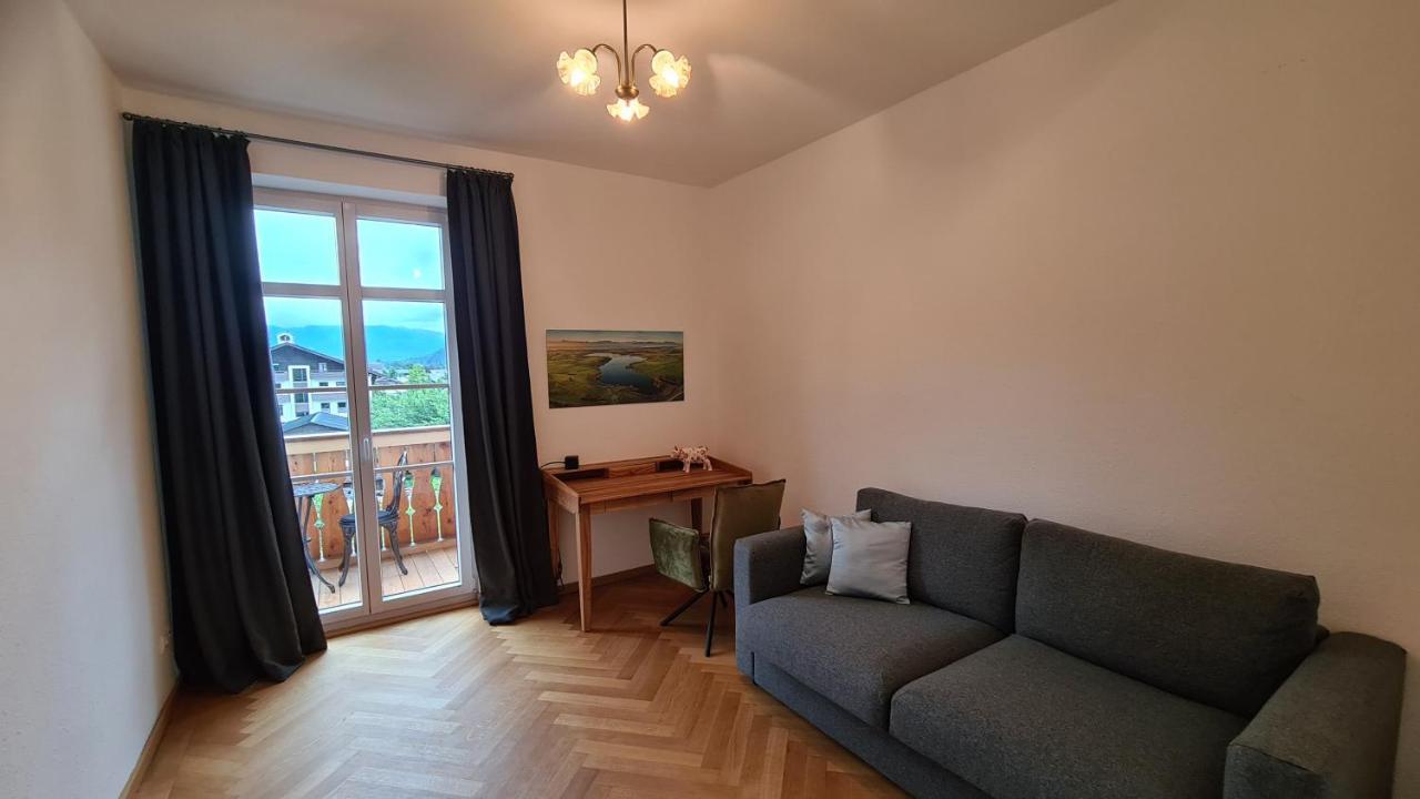 Bunter Hirsch Ferienwohnung Im Garmischer Zentrum ภายนอก รูปภาพ